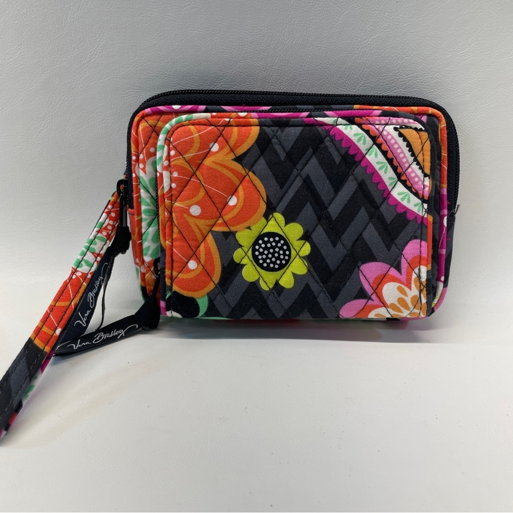 Vera Bradley Ziggy Zinnia Multicolor Floral Wristlet